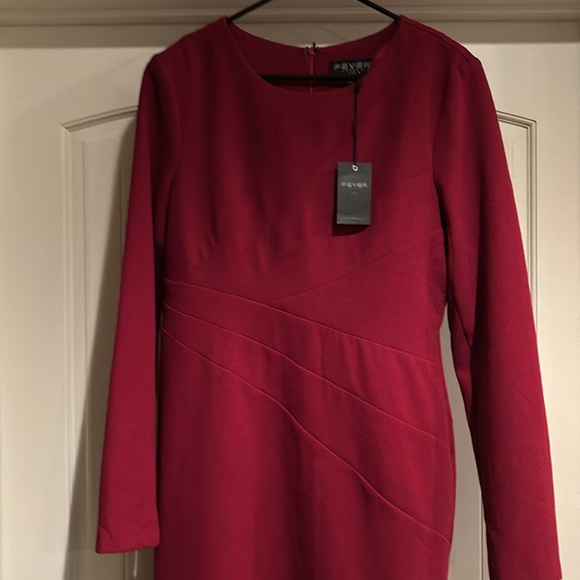 Fever London City Chelsea Dress - Picture 4 of 6